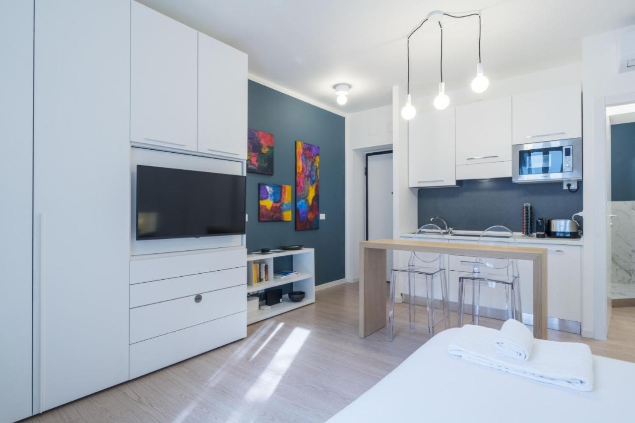 Easylife - Moderno E Chic Studio In Porta Venezia Milan Bagian luar foto